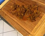 Une image de l'étape 8 de Saucisses fumées à la compotée d oignons et poivrons verts,citrons confits aux épices indiennes.