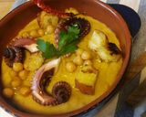 Foto del passaggio 4 della ricetta Vellutata di ceci e 🐙 polpo con crostini di pane 🍞