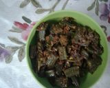 A picture of step 3 of Bhindi Masala (lady finger).