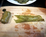 Foto del paso 8 de la receta: Hojas de parra rellenas con mix de carne y arroz Bomba