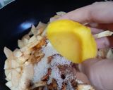 Foto langkah ke 2 dari resep Classic Apple Pie Super Yummy & Crunchy.