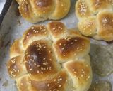Foto del paso 7 de la receta: Flores de pan trenzadas