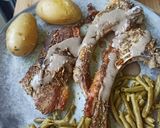 A picture of step 2 of Lamb Chops with Black Garlic Sauce.