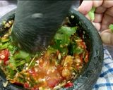 Gambar langkah 6 resipi Thai Seafood Dipping Sauce.