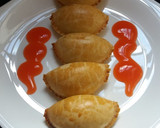 A picture of step 11 of Meat pies #teamcontest#supersnackers#snacks.