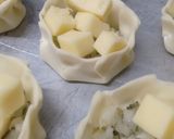 Foto del paso 3 de la receta: Canastitas sabrosas y fáciles