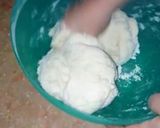A picture of step 5 of Tandoori roti.