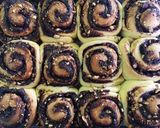Foto langkah ke 8 dari resep Chocolate Almond Roll.