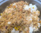 Gambar langkah 4 resipi Nasi Goreng Ikan Bilis.
