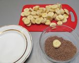 Фото кроку 2 до Банановый десерт с шоколадом и орехами.