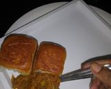 A picture of step 2 of Pav Bhaji.