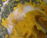 A picture of step 3 of Mango cake.