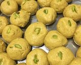 A picture of step 4 of Besan ladoo.