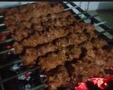 A picture of step 3 of Bihari kabab.