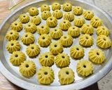 صورة لخطوة 4 من وصفة الكعك والمعمول