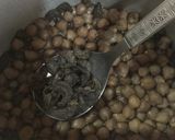 A picture of step 7 of Chatpatta Punjabi Channa-bhatura.