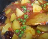 A picture of step 4 of Methi Aloo Gajar Matar ki bhujiya !.