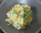 Foto langkah ke 5 dari resep Orak Arik Telur Sawi Putih.