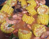 Foto langkah ke 4 dari resep Cumi Udang Saus Padang.
