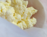 Foto del paso 2 de la receta: Ricota De Yogurt 1 Ingrediente  / Microondas o Cocina Común