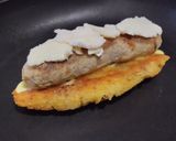 Foto del paso 6 de la receta: Perrito🌭caliente en "pan" de arepa🫓🌭🧀😜