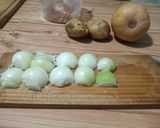Foto del paso 2 de la receta: Hígado encebollado al disco con puré mixto