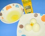 A picture of step 1 of Egg into egg.
