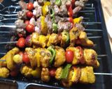 Foto del paso 6 de la receta: Brochetas de pollo, bondiola y roast beef a la parrilla