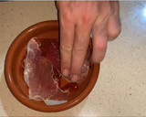 Foto del paso 1 de la receta: Cazuelitas de huevos