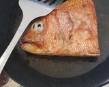 Foto langkah ke 1 dari resep 30.Gulai Kepala Ikan Kakap Berempah 🐟🌶🥥😻.