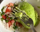 Foto del paso 2 de la receta: Tostadas de nopal con 🥑