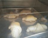 Foto langkah ke 12 dari resep Croissant tradisional.