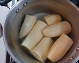 Foto del paso 4 de la receta: Plátanos sancochados (hervidos) con huevo