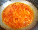 A picture of step 3 of Chicken Mince with peas & Potatoes Curry/ Qeema Aloo🍜.