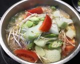 Hình bước làm 3 của món Canh chua kiểu miền Nam