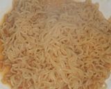 मैगी नूडल्स (Maggi noodles recipe in Hindi) रेसिपी चरण 3 फोटो