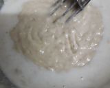 A picture of step 3 of Banana pancake.