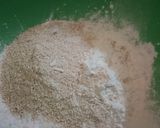 Foto del paso 1 de la receta: Panqueques saldos de harina de mandioca y avena (sin gluten ni levaduras)