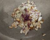 A picture of step 3 of Red sauce pasta.