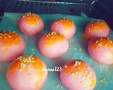 Foto langkah ke 5 dari resep Burger buns mini beetroot.