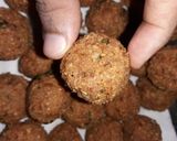 A picture of step 7 of Falafel #4weekschallenge #charityrecipe.