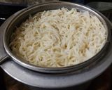 A picture of step 1 of Veg. Hakka Noodles.