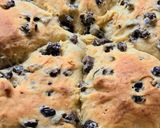 Foto del paso 7 de la receta: Pan casero con aceitunas negras y aceite de oliva virgen extra 🫒