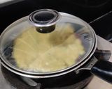 A picture of step 4 of Veggie loaded moong dal chilla.