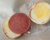 Foto langkah ke 1 dari resep Burger praktis.