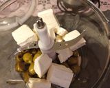 Φωτογραφία βήματος 1 της συνταγής Ντιπάκι με ελιές κ φέτα😋