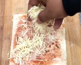 A picture of step 3 of Tricolour Paneer Toast 📌.