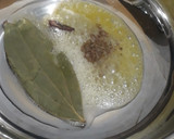 A picture of step 2 of Palak paneer.