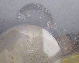 Foto langkah ke 3 dari resep Walnut Milk Smoothie.