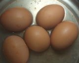 A picture of step 1 of Egg Curry.